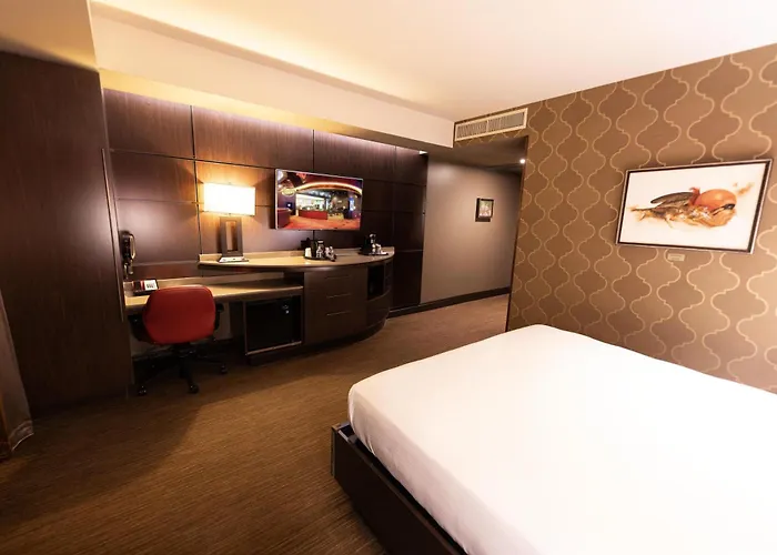 Cherokee Casino Hotel Roland